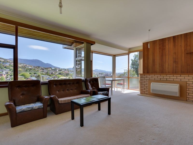522 Churchill Avenue, Sandy Bay TAS 7005