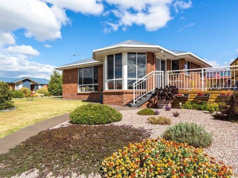 6 Dove Court, Claremont TAS 7011