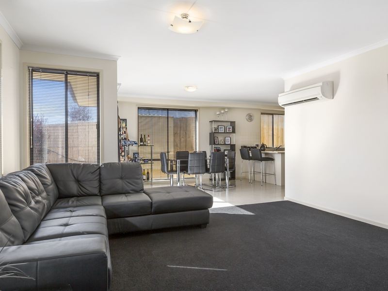 2/301 Main Road, Austins Ferry TAS 7011