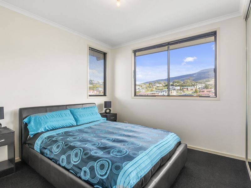 2/301 Main Road, Austins Ferry TAS 7011