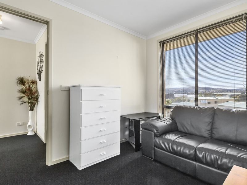 2/301 Main Road, Austins Ferry TAS 7011