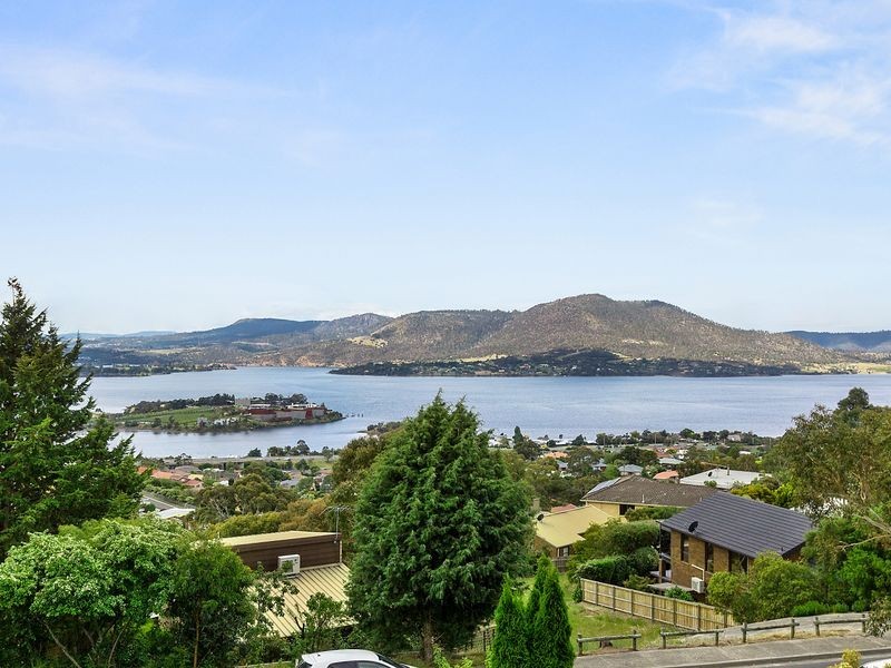 9 Hone Road, Rosetta TAS 7010