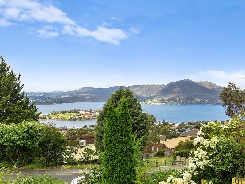 9 Hone Road, Rosetta TAS 7010