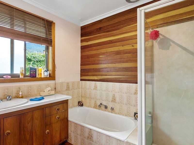 9 Hone Road, Rosetta TAS 7010