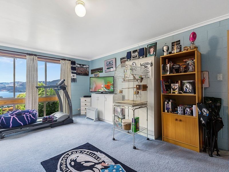 9 Hone Road, Rosetta TAS 7010