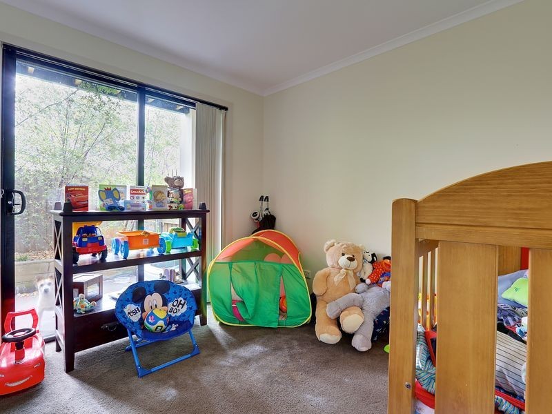 2/8 Kaleno Place, Glenorchy TAS 7010