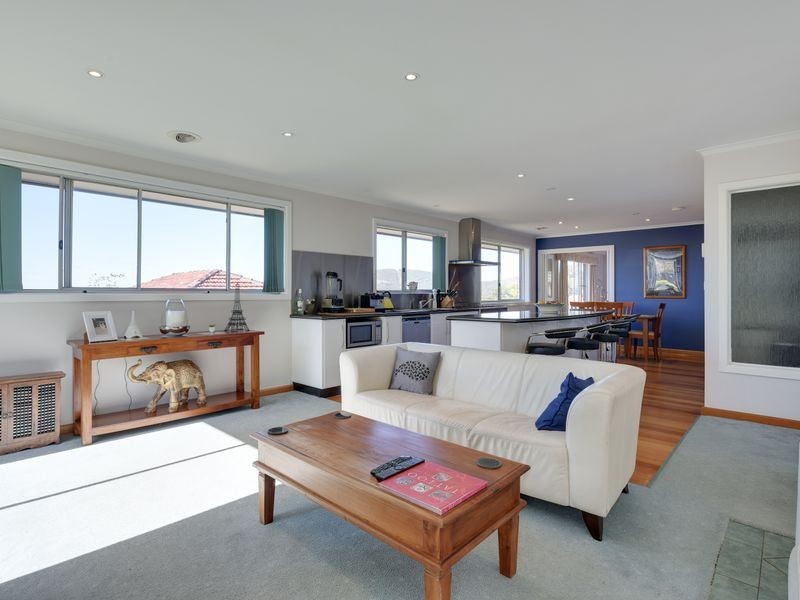 5 Bentley Road, Lenah Valley TAS 7008