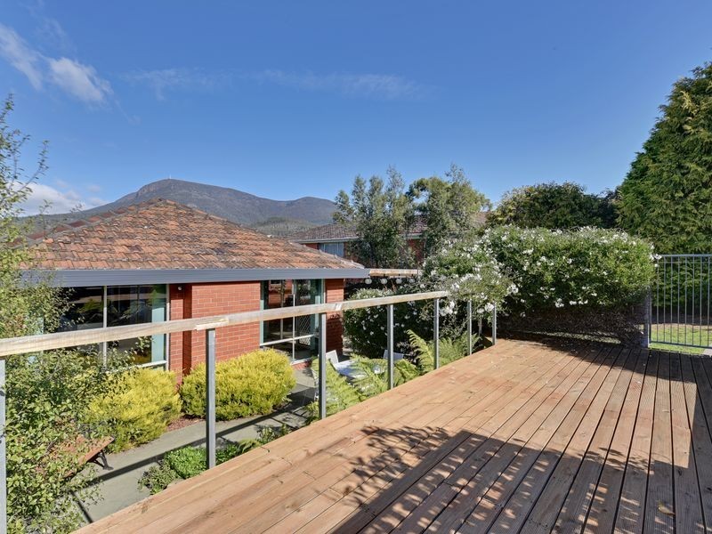 5 Bentley Road, Lenah Valley TAS 7008