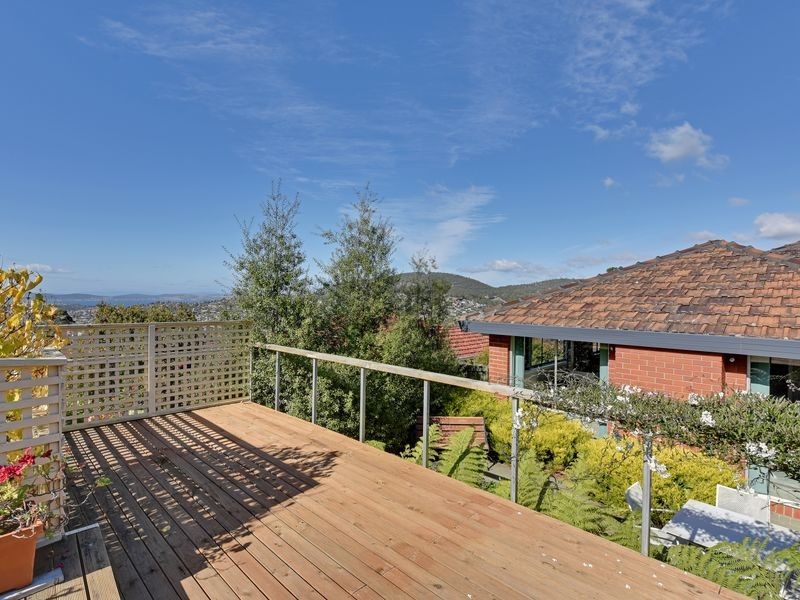 5 Bentley Road, Lenah Valley TAS 7008