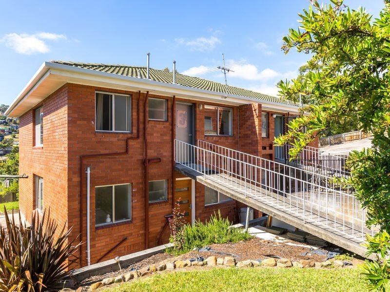 3/10 Wallace Avenue, Lenah Valley TAS 7008