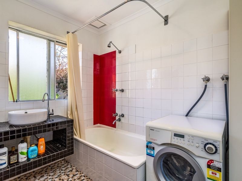 3/10 Wallace Avenue, Lenah Valley TAS 7008