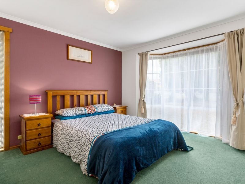 2 Blackstone Drive, Old Beach TAS 7017