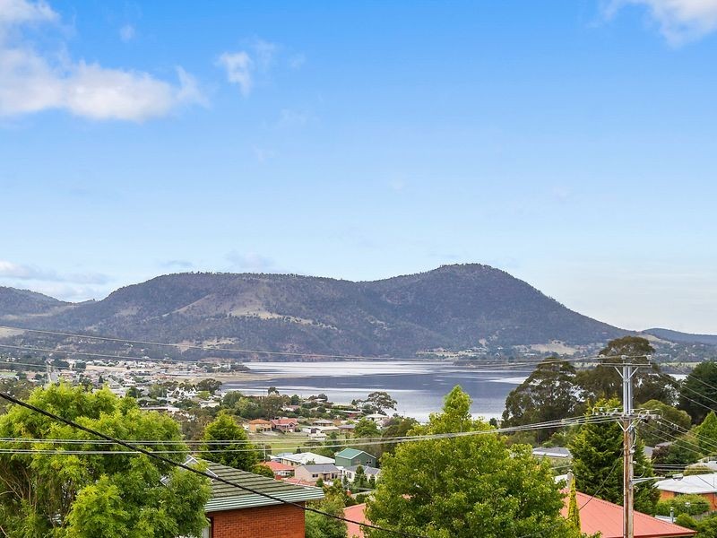 38 Sunshine Road, Austins Ferry TAS 7011