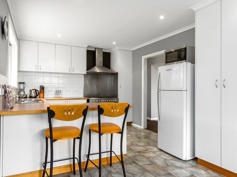 38 Sunshine Road, Austins Ferry TAS 7011