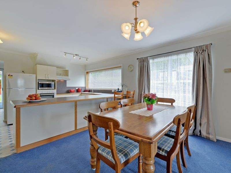 30 Suncrest Avenue, Lenah Valley TAS 7008