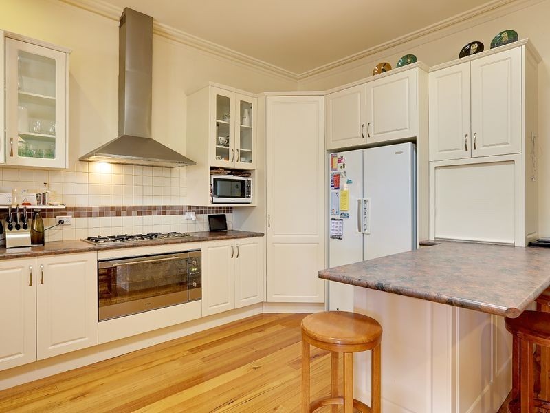 169 New Town Road, New Town TAS 7008