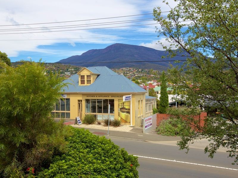 169 New Town Road, New Town TAS 7008