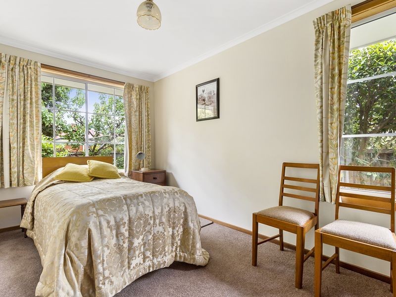 1/16A Lincoln Street, Lindisfarne TAS 7015