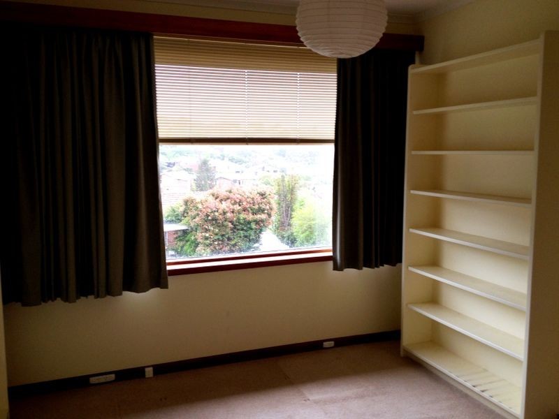 522 Churchill Avenue, Sandy Bay TAS 7005