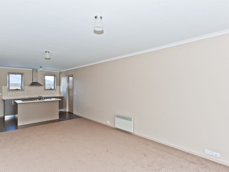 4/60 Mariah Crescent, Oakdowns TAS 7019