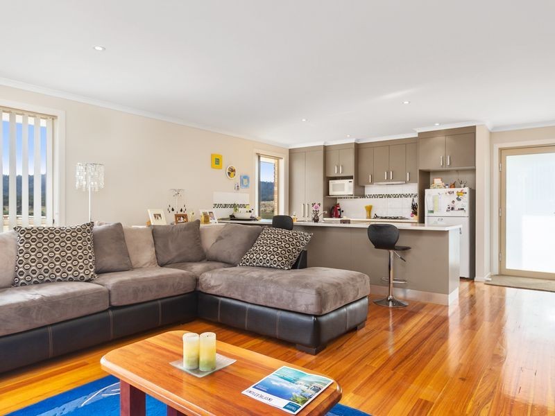 2/10 Glenfern Street, Howrah TAS 7018