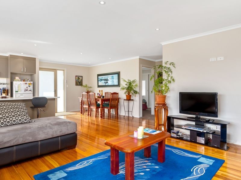 2/10 Glenfern Street, Howrah TAS 7018