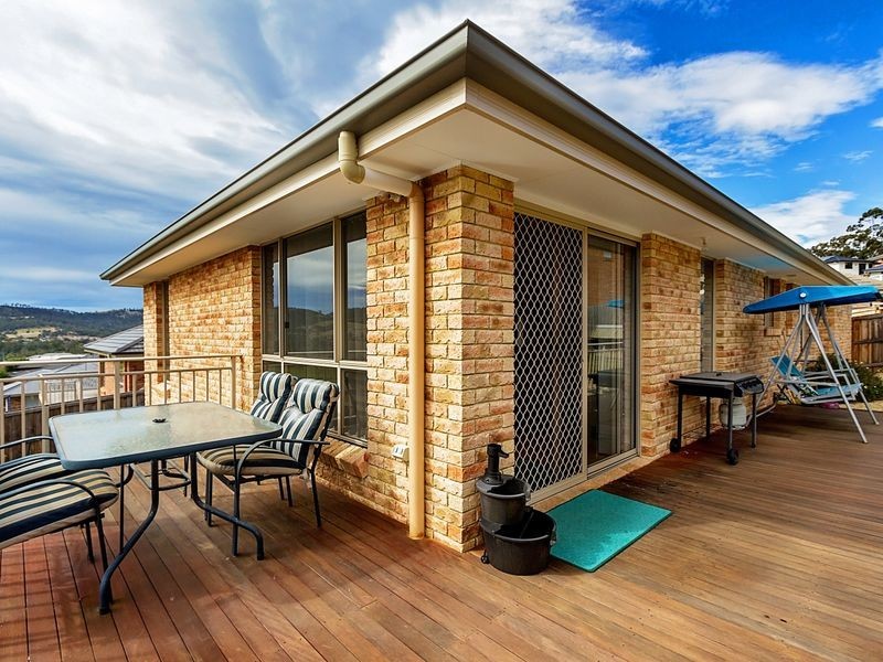 2/10 Glenfern Street, Howrah TAS 7018