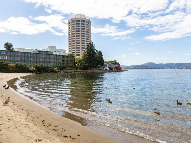 4 Ethelmont Road, Sandy Bay TAS 7005