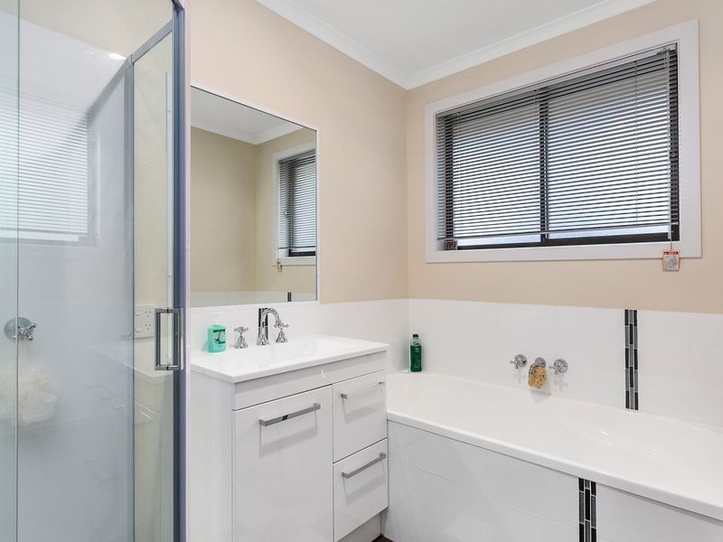 2/69 Churinga Waters Drive, Old Beach TAS 7017