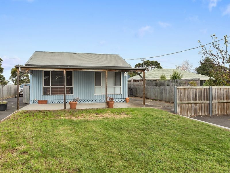 26 North Terrace, Lauderdale TAS 7021