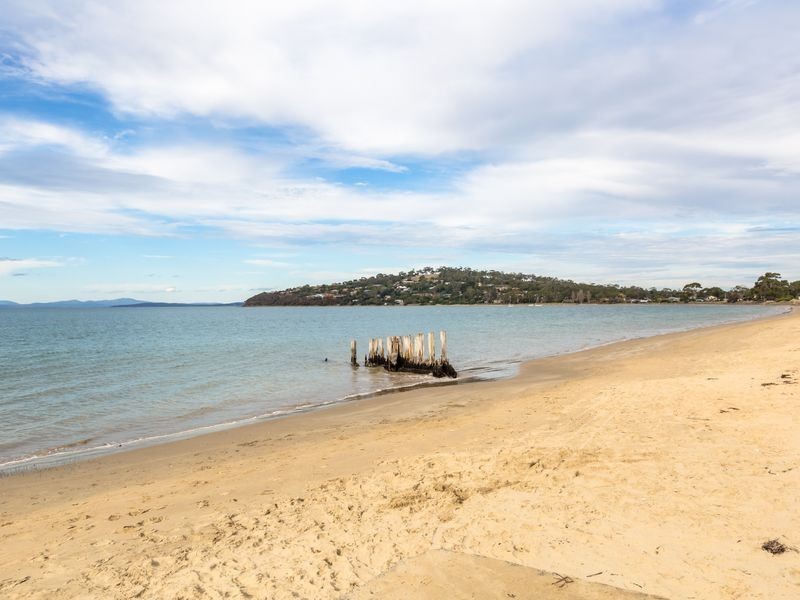 26 North Terrace, Lauderdale TAS 7021
