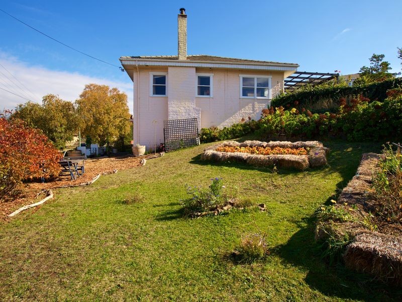 5 Lallaby Road, Lutana TAS 7009