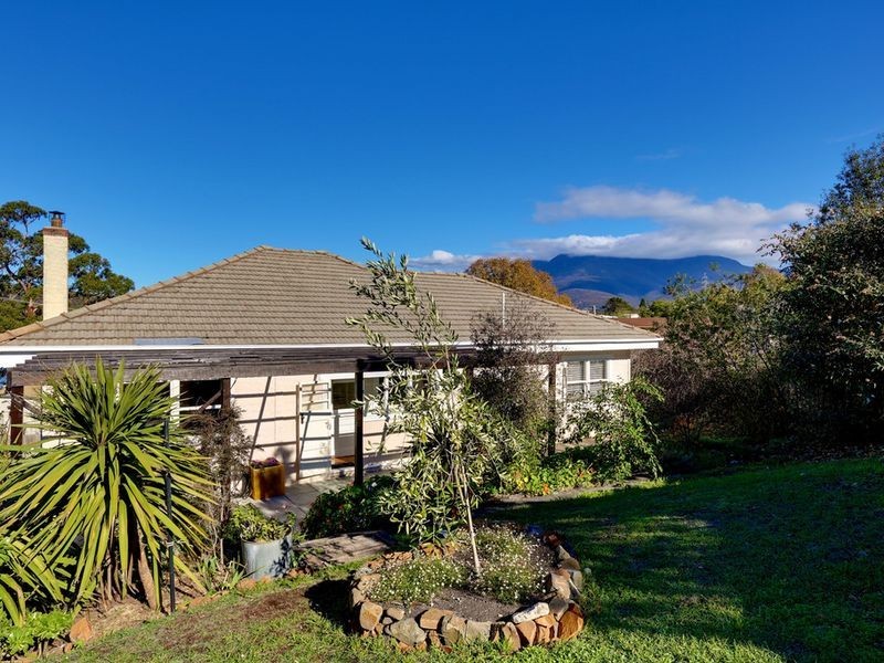 5 Lallaby Road, Lutana TAS 7009