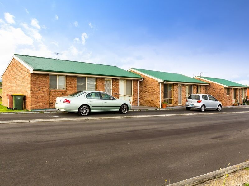2 Downie Street, Brighton TAS 7030