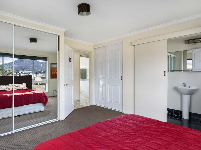 21 Cadbury Road, Claremont TAS 7011