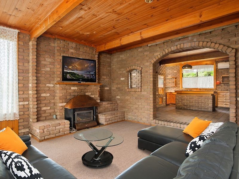 1 Bush Lane, Lower Snug TAS 7054