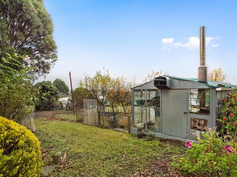 1 Bush Lane, Lower Snug TAS 7054