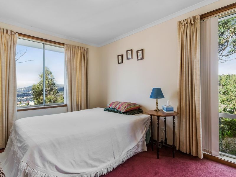 2/18 Chadwick Court, West Hobart TAS 7000