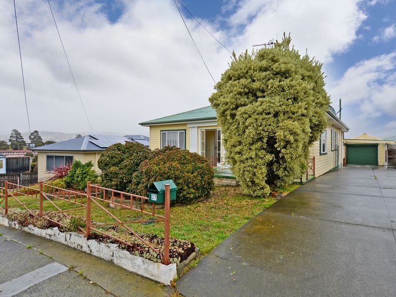 37 Rothesay Circle, Goodwood TAS 7010