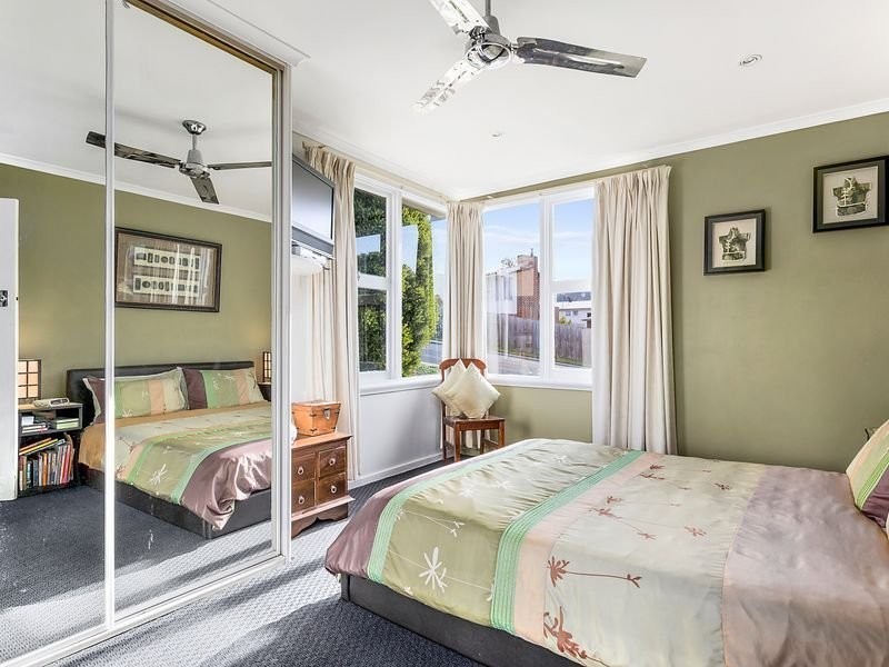 1 Spring Street, Claremont TAS 7011