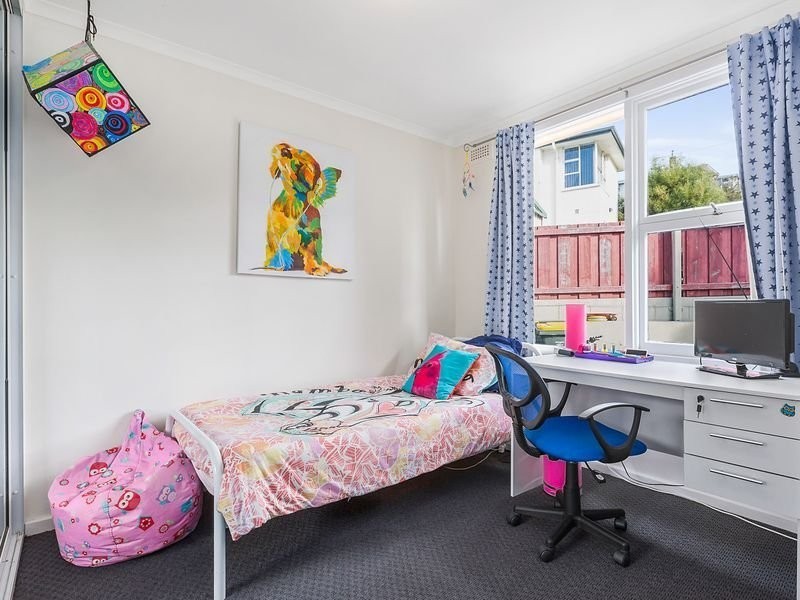 1 Spring Street, Claremont TAS 7011