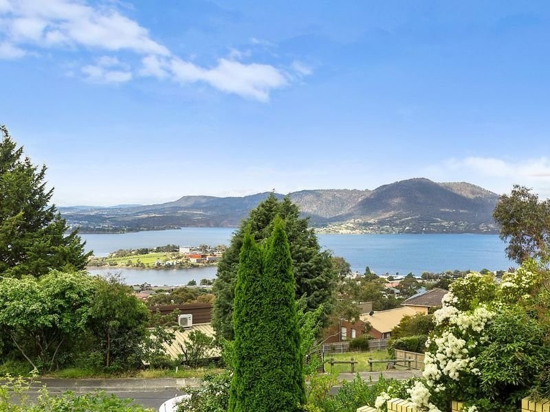 9 Hone Road, Rosetta TAS 7010