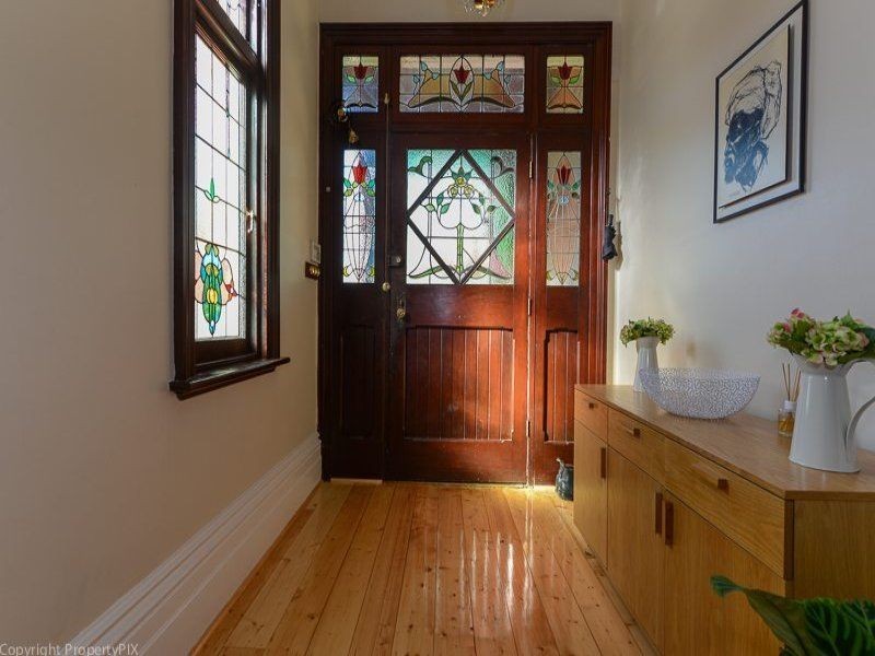 2 Boa Vista Road, New Town TAS 7008