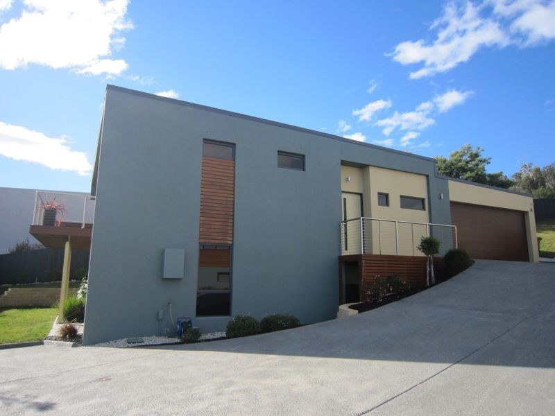 1/698 Oceana Drive, Tranmere TAS 7018