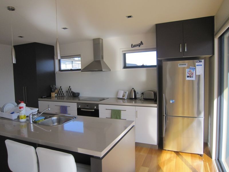 1/698 Oceana Drive, Tranmere TAS 7018