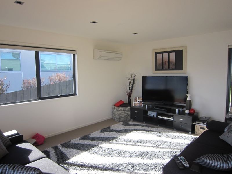 1/698 Oceana Drive, Tranmere TAS 7018