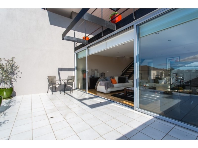 2/7 Shepherd Street, Sandy Bay TAS 7005
