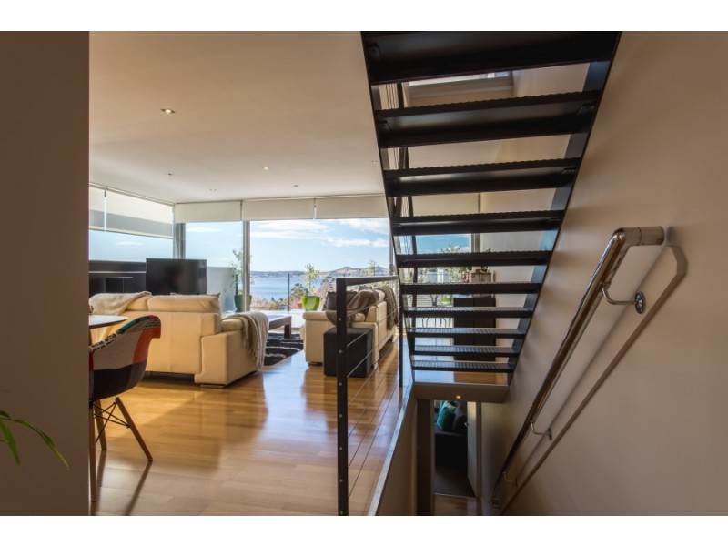 2/7 Shepherd Street, Sandy Bay TAS 7005