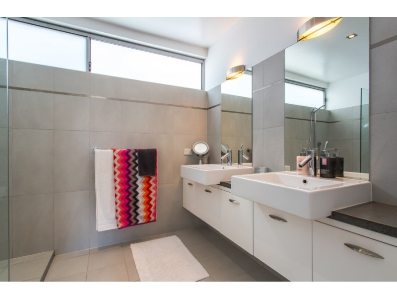 2/7 Shepherd Street, Sandy Bay TAS 7005