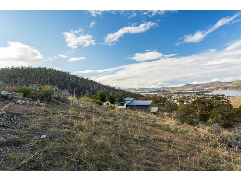 33 Wallcrest Road, Berriedale TAS 7011